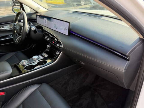 2026 Genesis GV70