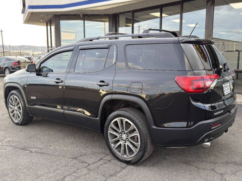 2017 GMC Acadia SLT-1