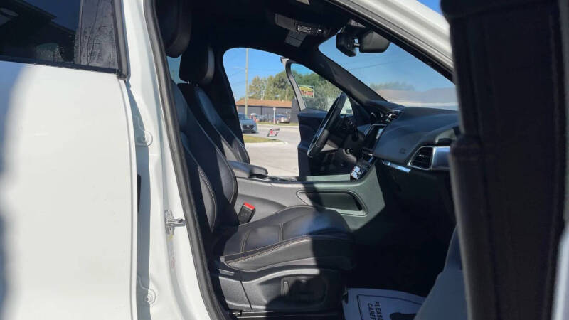 2017 Jaguar F-PACE 35t Prestige