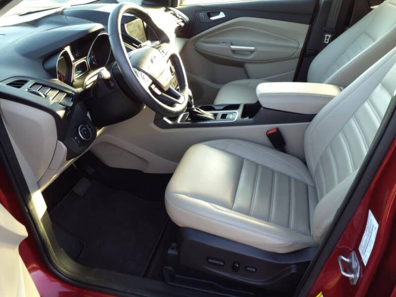 2019 Ford Escape SEL