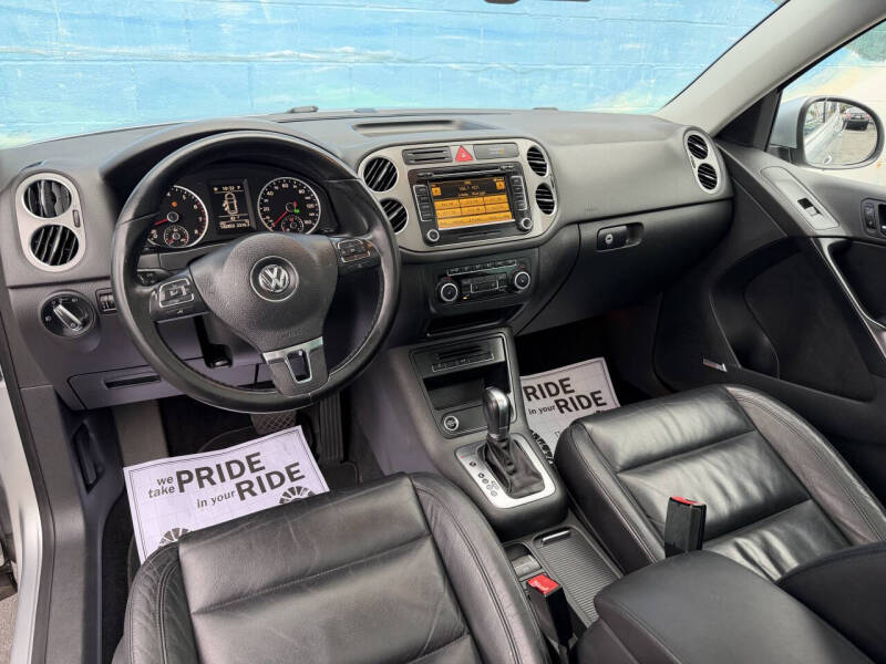 2011 Volkswagen Tiguan S 4Motion