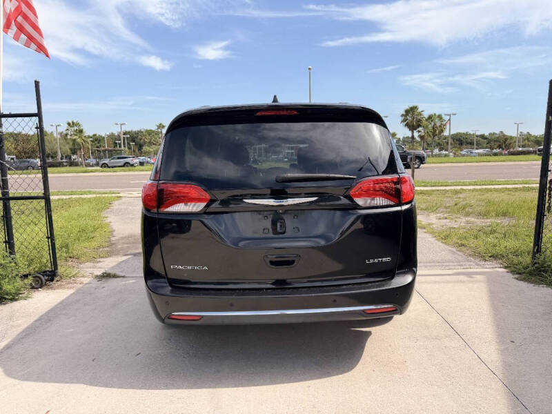 2017 Chrysler Pacifica Limited