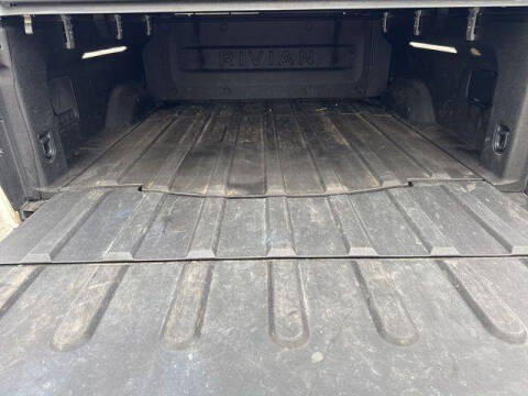 2022 Rivian R1T Adventure