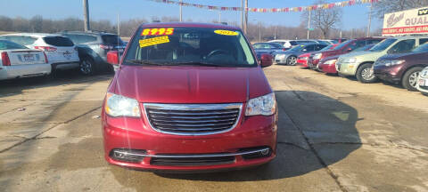 2015 Chrysler Town and Country for sale at Best Auto & tires inc in Milwaukee WI