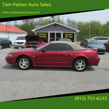 2004 Ford Mustang for sale at Tom Patton Auto Sales in Scottsburg IN