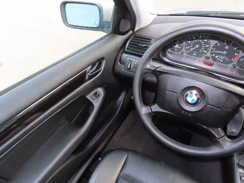 2000 BMW 3 Series 323i