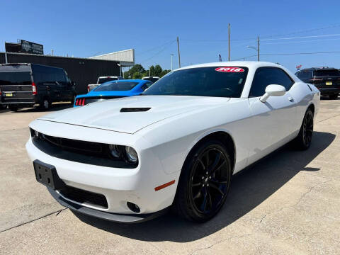 2018 Dodge Challenger SXT Plus