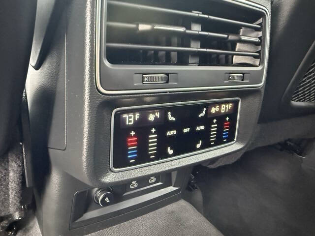 2023 Audi Q7 quattro Premium Plus 45 TFSI