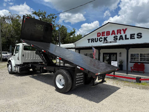 2017 Freightliner M2 106