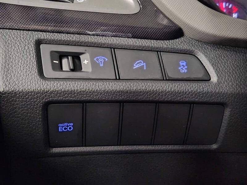 2016 Hyundai Santa Fe SE