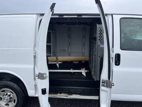 2017 Chevrolet Express 2500