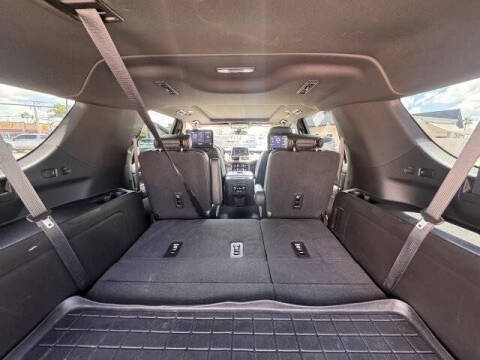 2021 Chevrolet Suburban RST