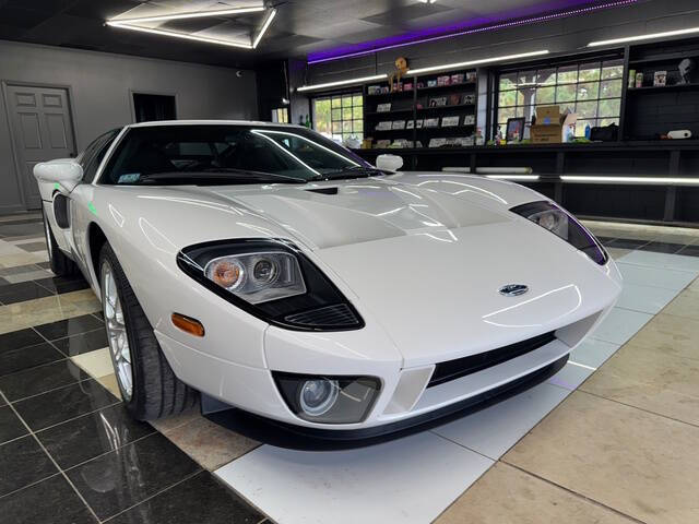 2005 Ford GT