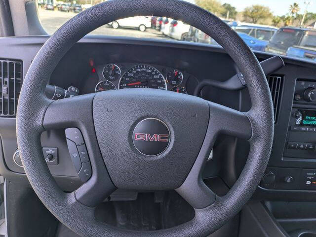 2024 GMC Savana 2500
