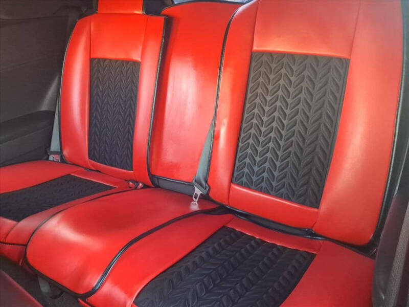 2012 Dodge Challenger SXT