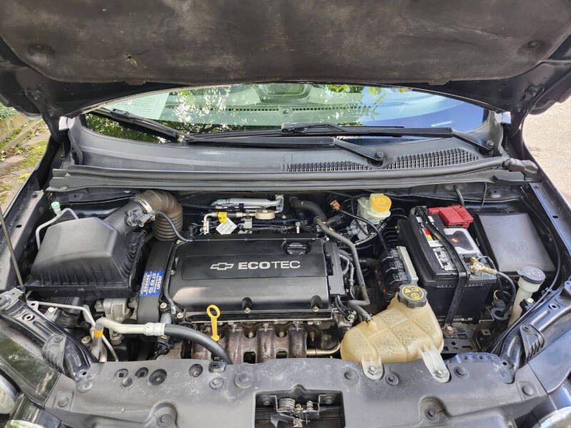 2014 Chevrolet Sonic LS Auto