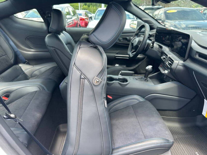 2025 Ford Mustang Dark Horse