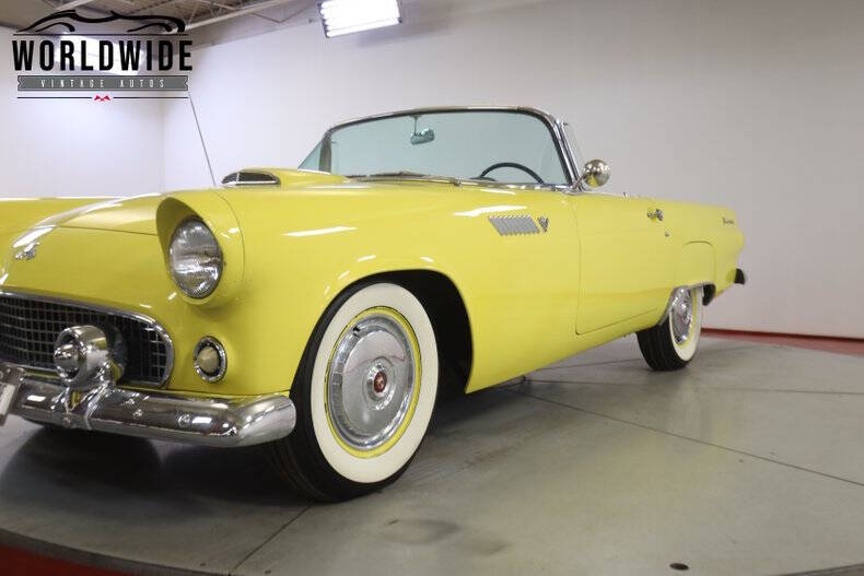 1955 Ford Thunderbird