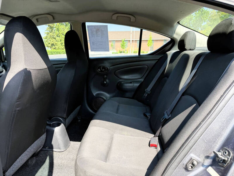 2017 Nissan Versa 1.6 S