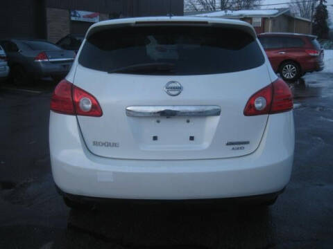 2013 Nissan Rogue SV w/SL Package