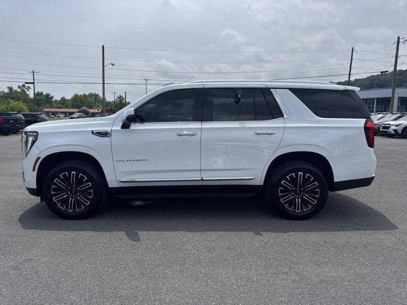 2025 GMC Yukon Elevation