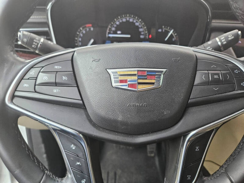 2017 Cadillac XT5 Luxury