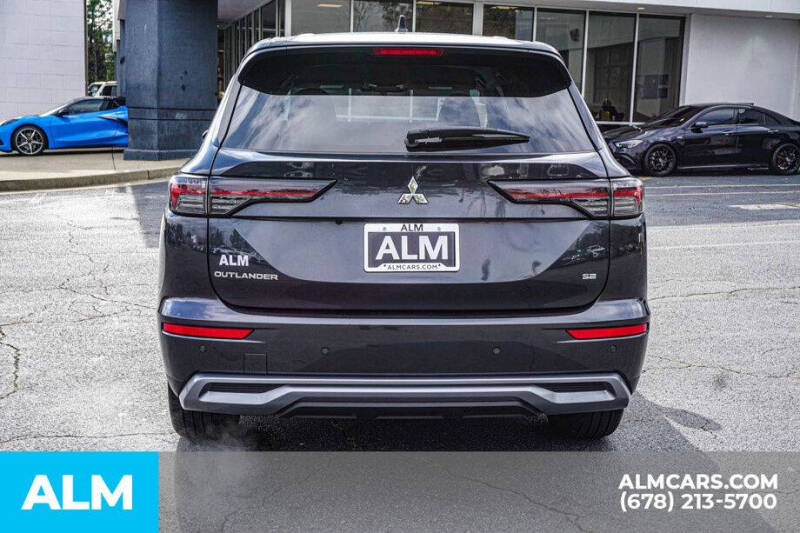 2025 Mitsubishi Outlander SE