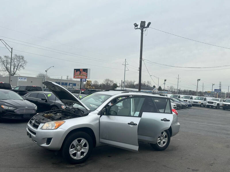 2011 Toyota RAV4 Base photo 19