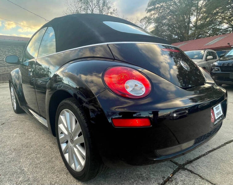 2008 Volkswagen New Beetle SE photo 7