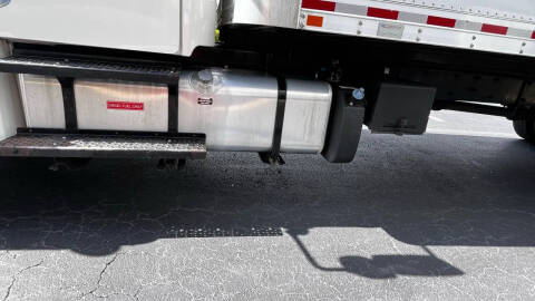 2018 Freightliner M2 106