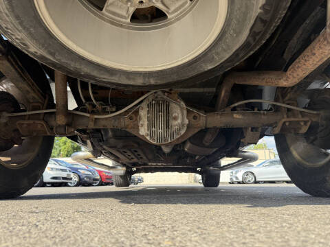 2006 Nissan Titan SE