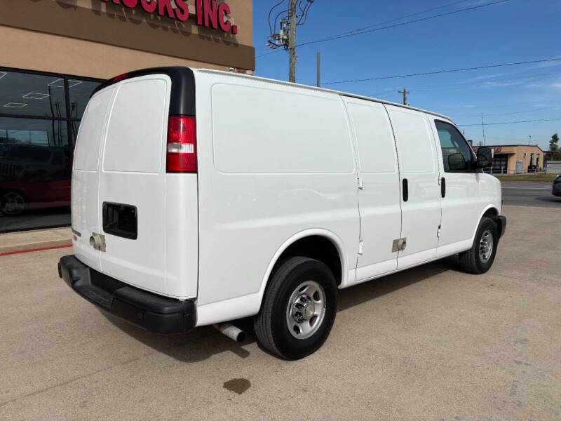 2020 Chevrolet Express 2500