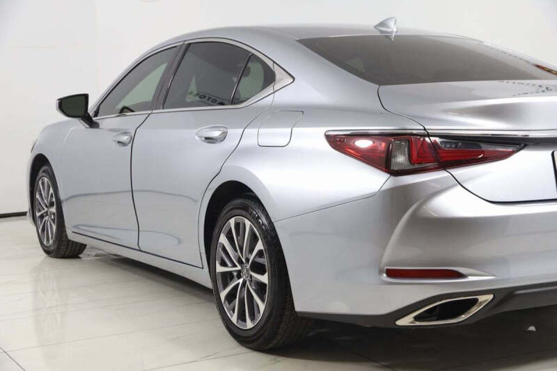2024 Lexus ES 350