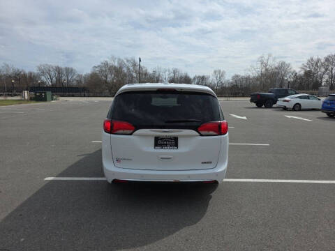 2018 Chrysler Pacifica Touring Plus
