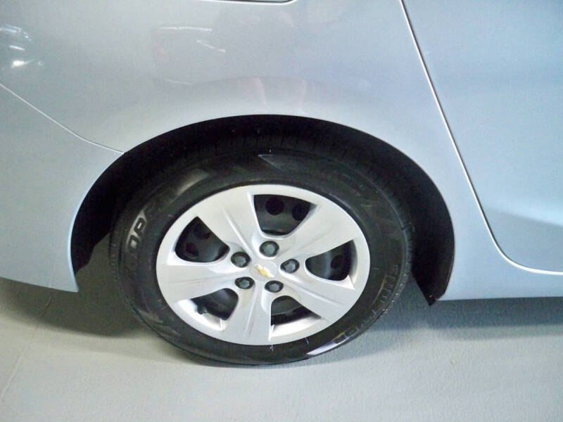 2017 Chevrolet Cruze LS Auto