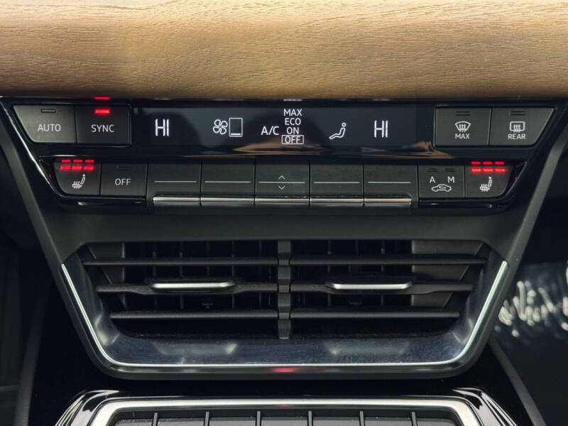 2022 Audi e-tron GT quattro Premium Plus