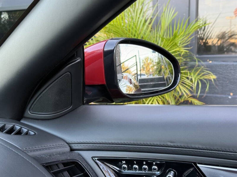 2015 Jaguar F-TYPE V8 S