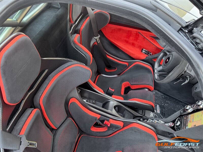 2021 McLaren 765LT