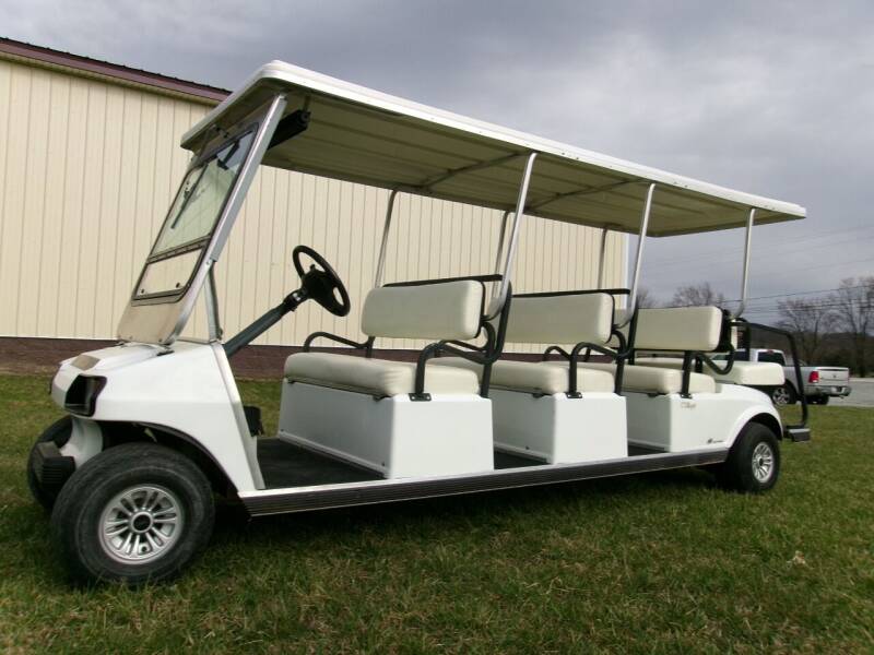 2018 Club Car Limo Golf Cart Villager 8 Pass GAS EFI for sale at Area 31 Golf Carts - Gas 6 Passenger in Acme PA