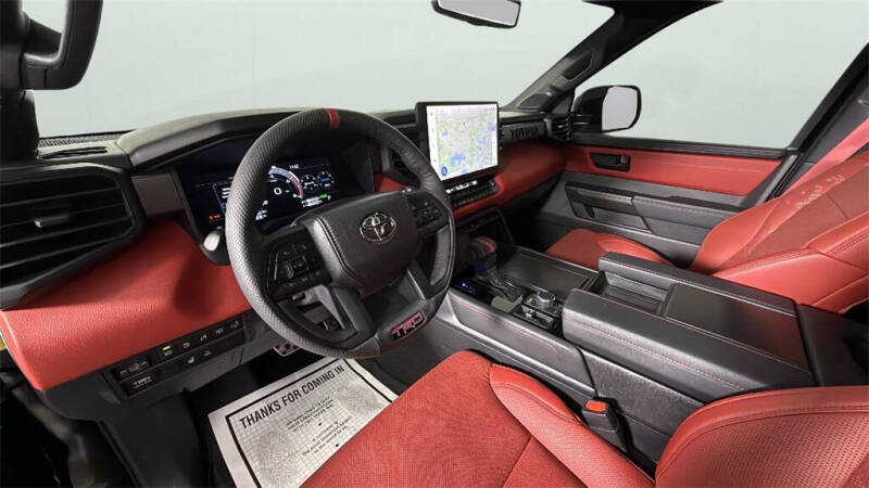 2025 Toyota Sequoia SR5