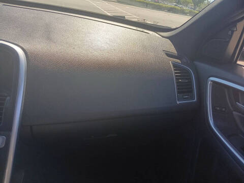 2015 Volvo XC60 T6 Drive-E