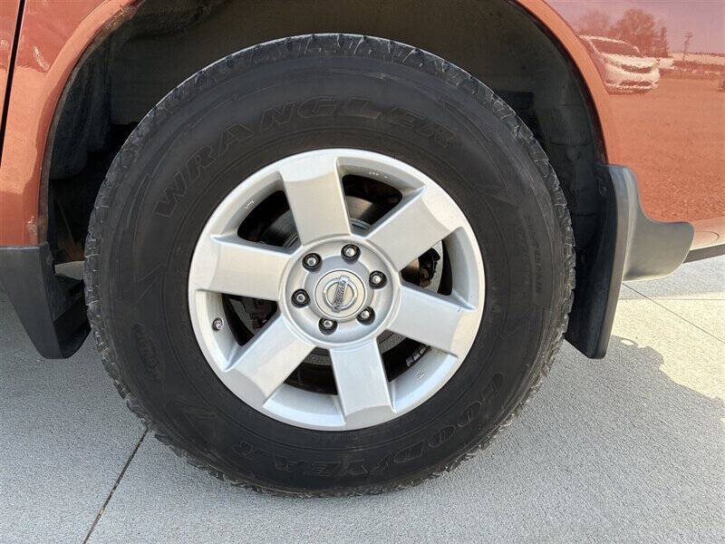 2004 Nissan Armada SE