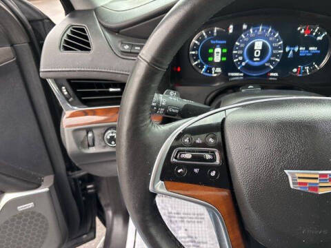 2017 Cadillac Escalade Luxury