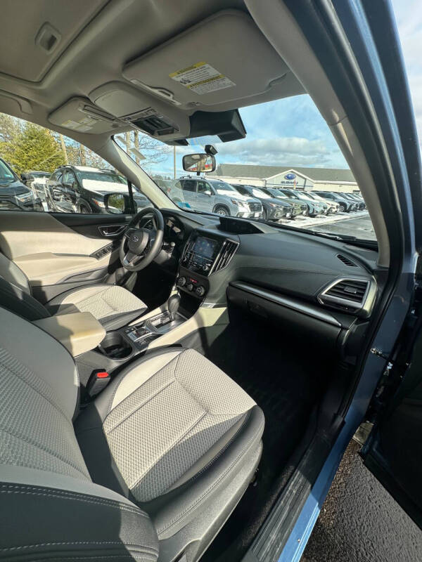 2024 Subaru Forester Premium