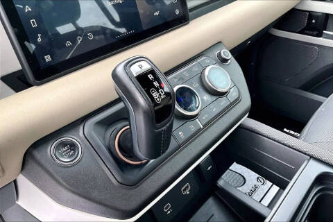 2022 Land Rover Defender 110 X-Dynamic SE