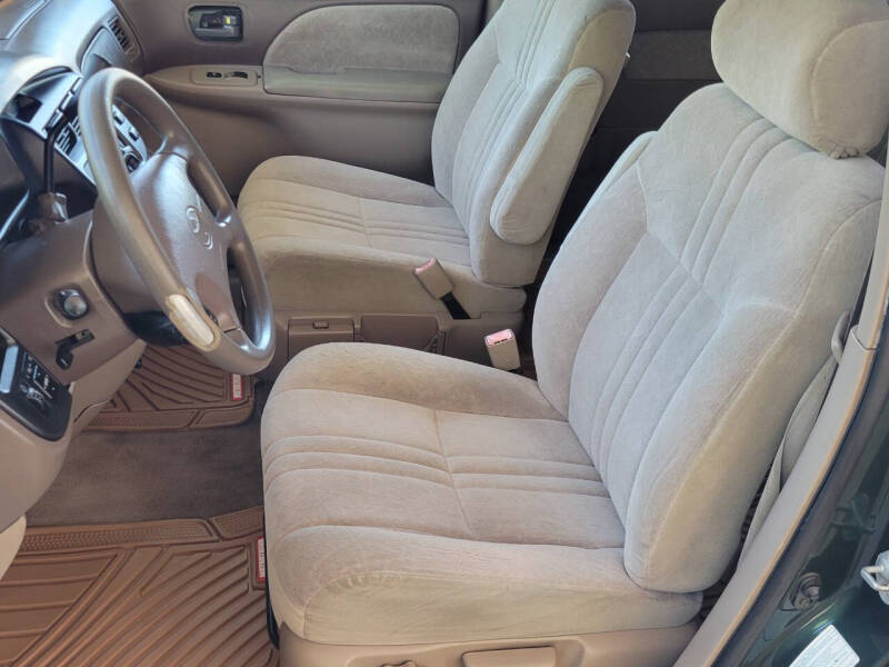 2000 Toyota Sienna LE