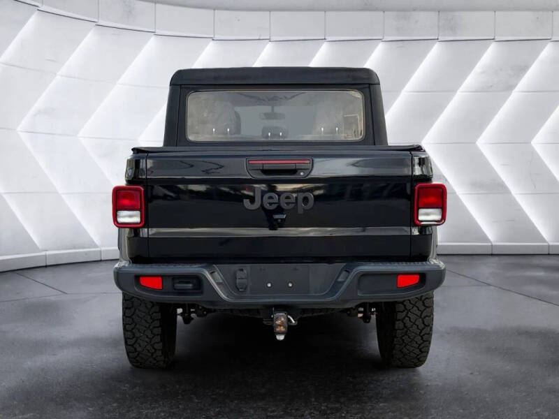 2021 Jeep Gladiator