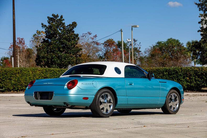 2002 Ford Thunderbird