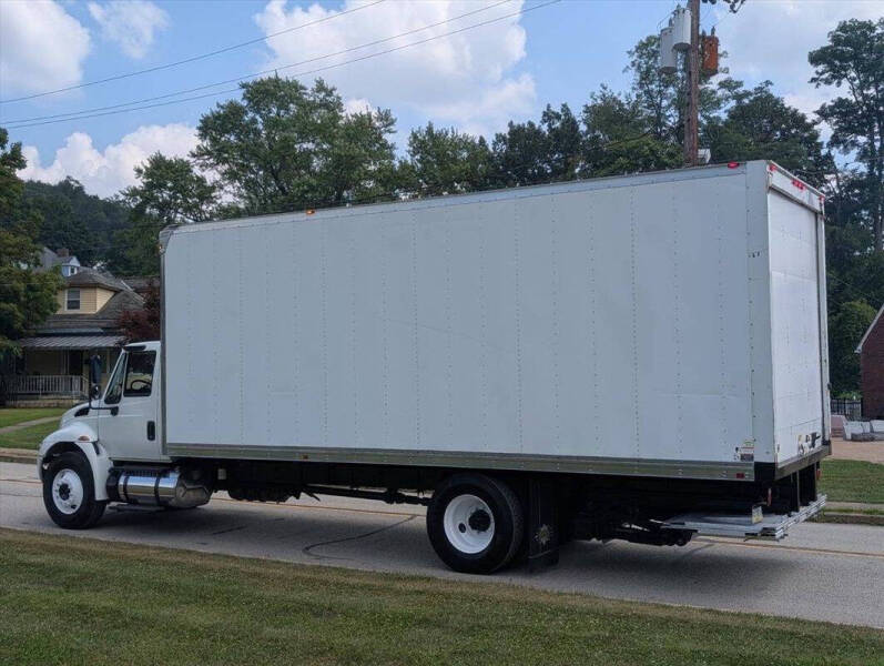 2018 International DuraStar 4300