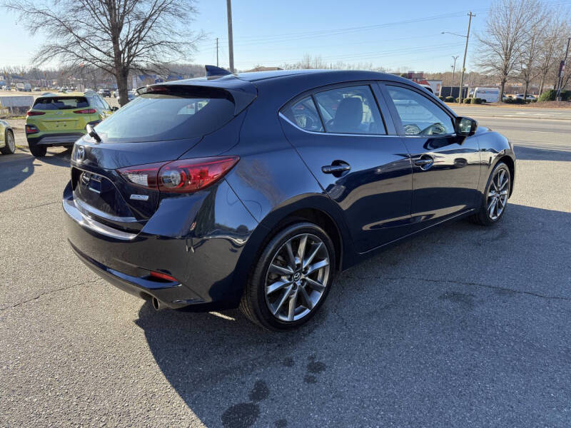2018 Mazda MAZDA3 Touring